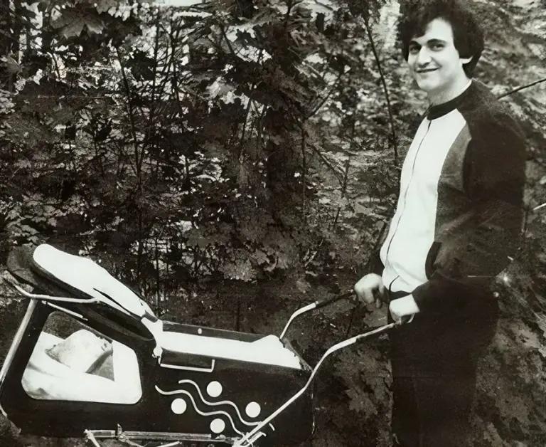 Дмитрий Дибров в возрасте 24 лет: начало пути и первые шаги в карьере.