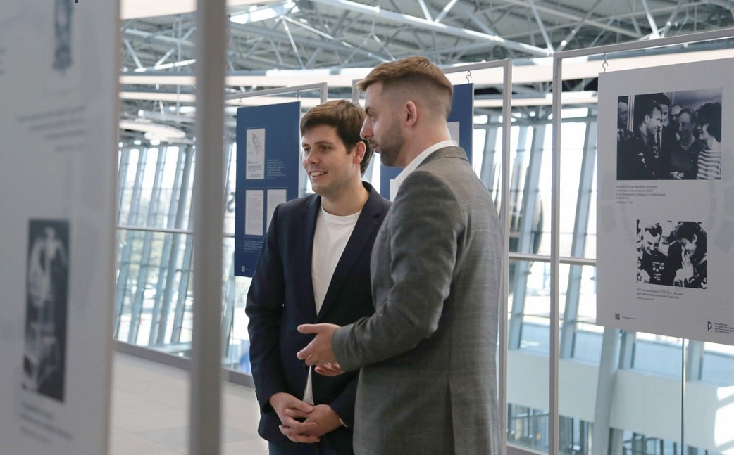 Незнакомый дед, но вечный пример: внук Юрия Гагарина о «человеке без темных сторон» и семейных ценностях