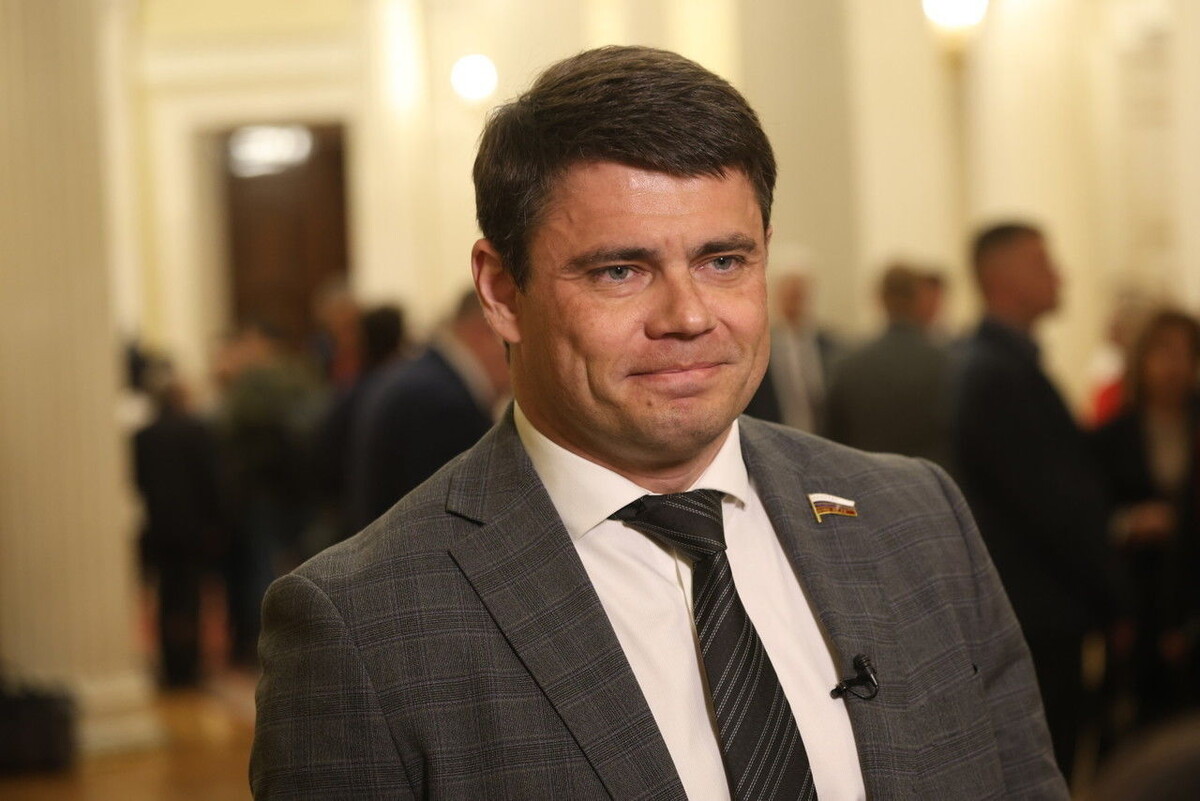 «Демографическая задача» на стороне: как Сергей Боярский 26 лет скрывал две семьи и шестеро детей