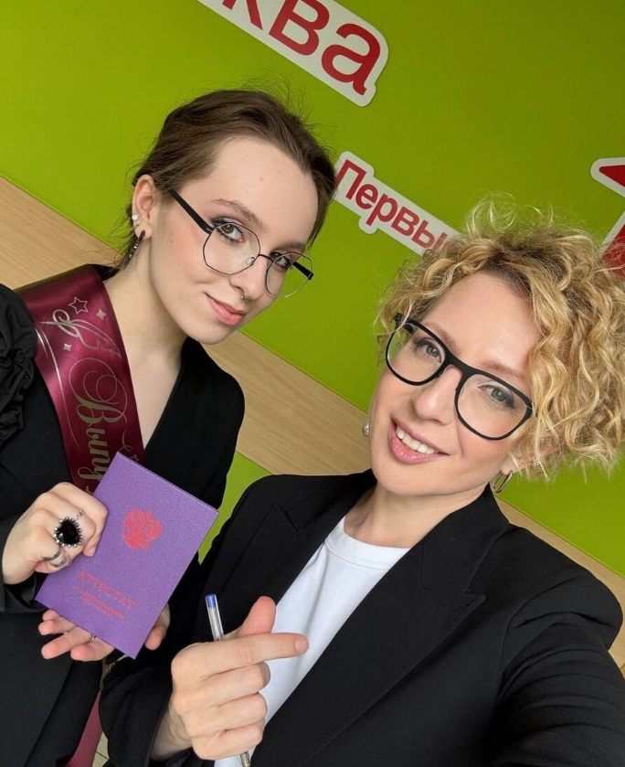 Таисия, дочь Яны Чуриковой: как живёт 16-летняя девушка и почему её так долго скрывали