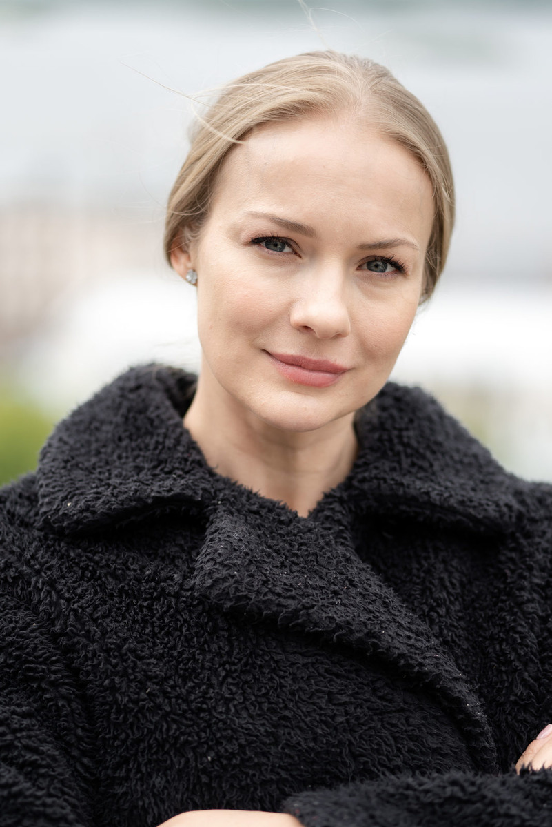 Елена Аросьева: путь от мечты о языках до успешной карьеры и счастливой семьи.