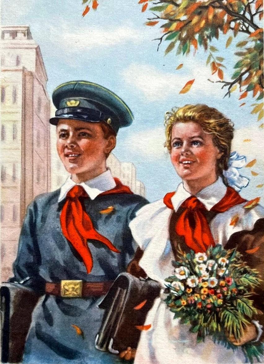 Почему красный галстук до сих пор греет душу?