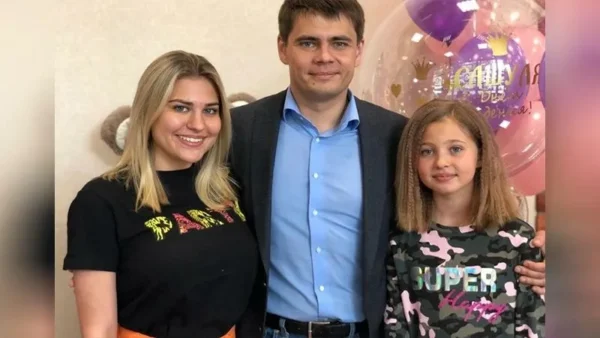 «Демографическая задача» на стороне: как Сергей Боярский 26 лет скрывал две семьи и шестеро детей