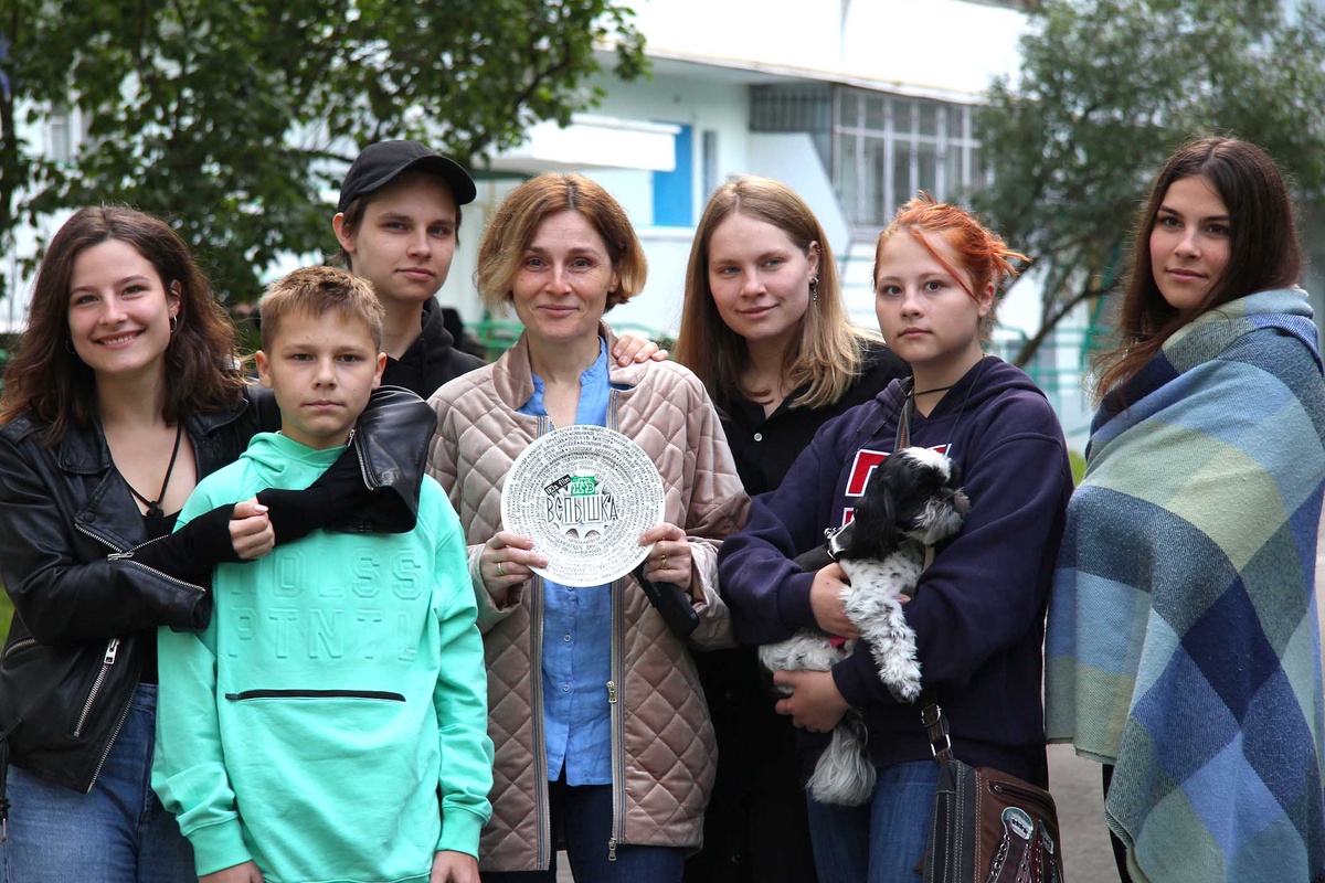 Оксана Арбузова с детьми