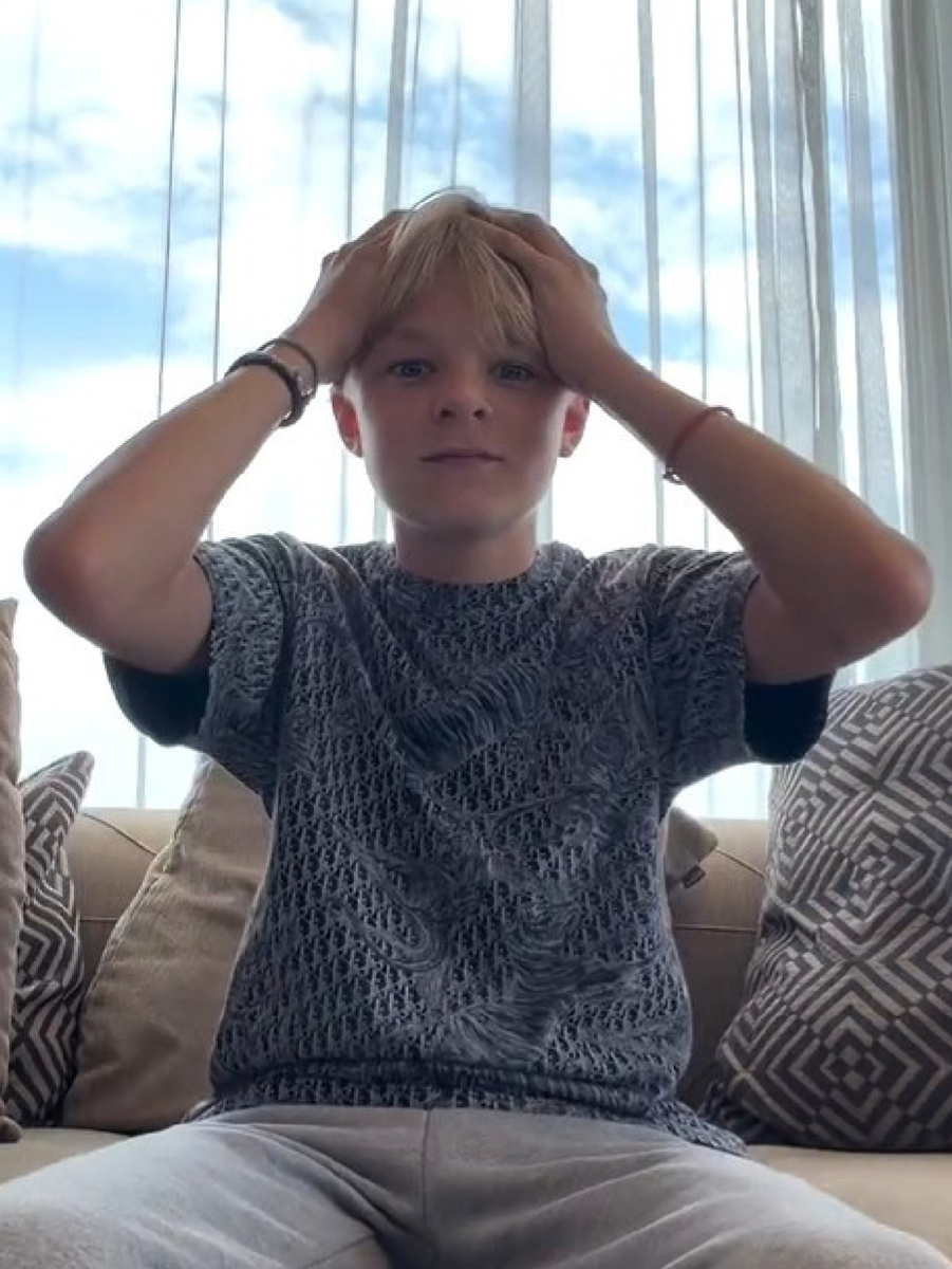 «Ты не заслуживаешь фамилию Плющенко»: 13-летний Александр выступил в защиту отца в семейном конфликте