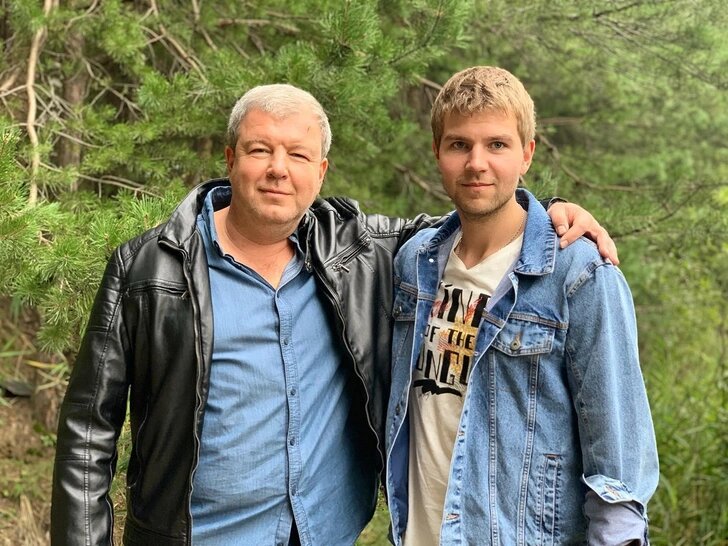 Арсений Робак и его отец Александр Робак