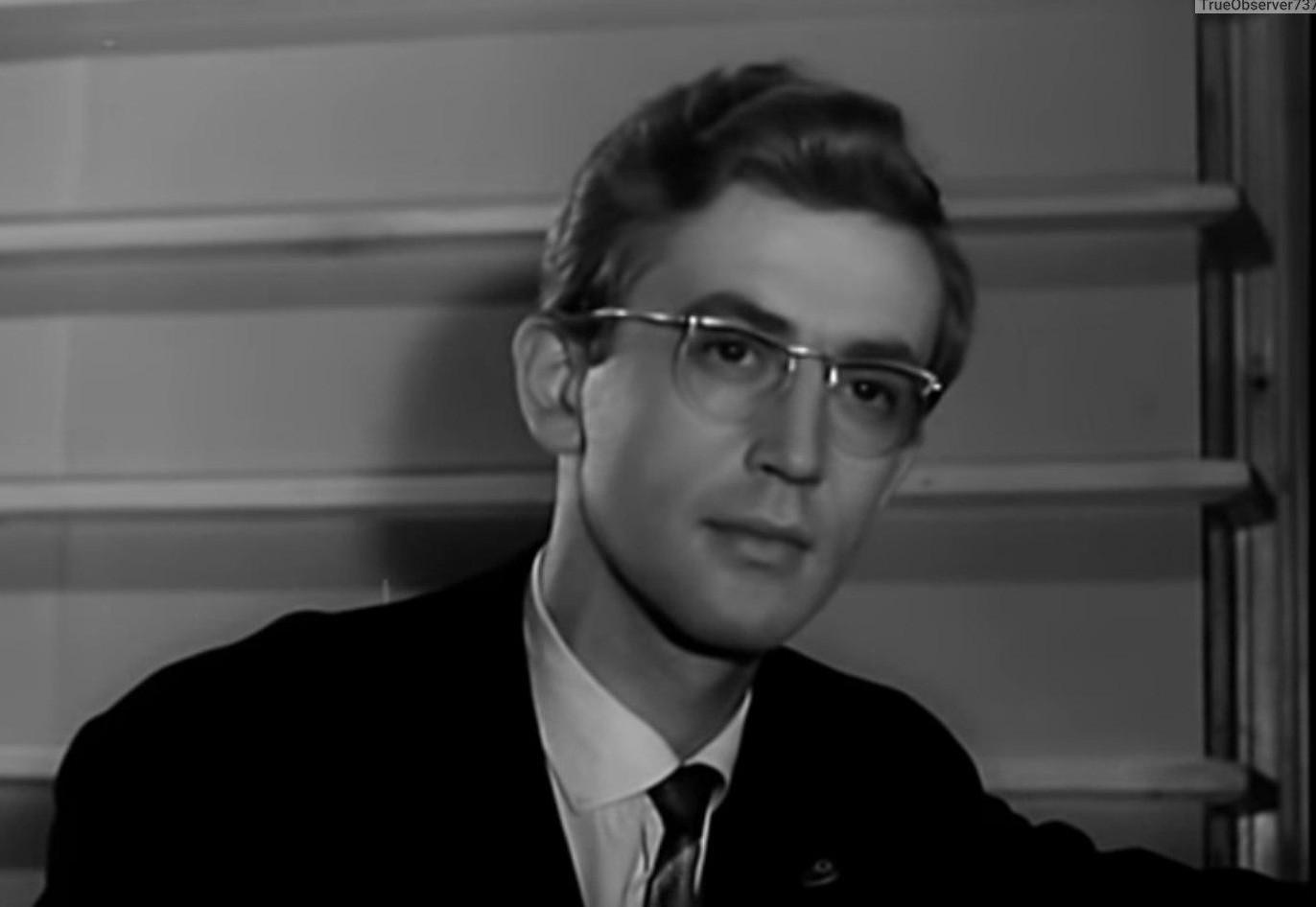 Василий Ливанов в молодые годы