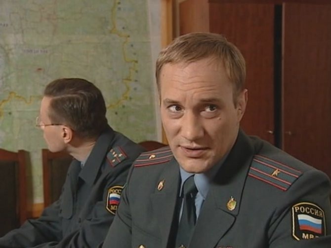Евгений Сидихин в роли Никиты Кудасова в сериале «Бандитский Петербург»
