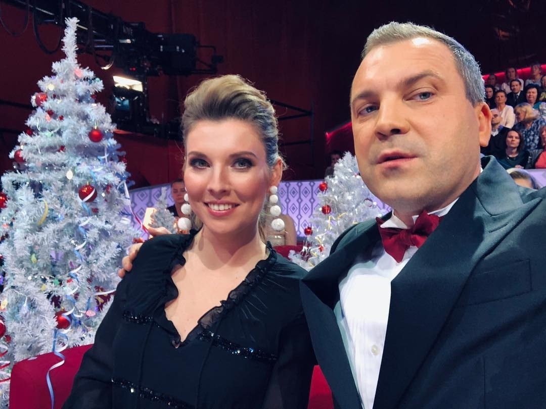 Вдали от камер и соцсетей: как Ольга Скабеева и Евгений Попов воспитывают 12-летнего сына
