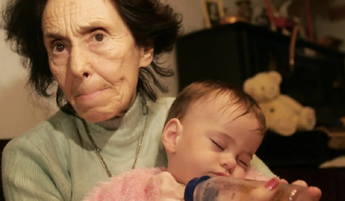 Полвека надежды: как сложилась судьба Адрианы Илиеску, ставшей мамой в 66 лет