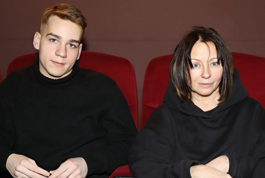 Евгения Добровольская и ее сын Ян