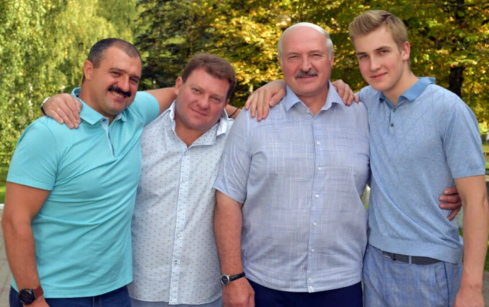 Виктор, Дмитрий, Александр и Николай Лукашенко