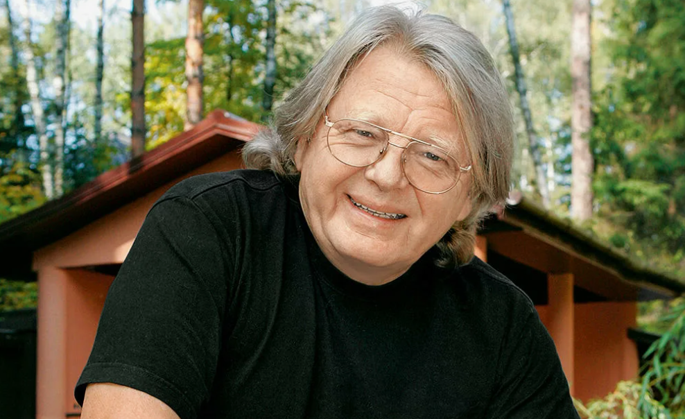 Юрий Антонов