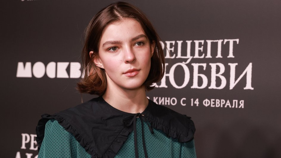 Сцена, кисть и перевод: кем стали семь дочерей знаменитых актёров
