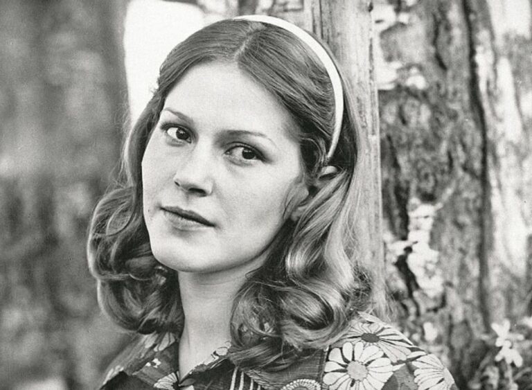 Анна Каменкова