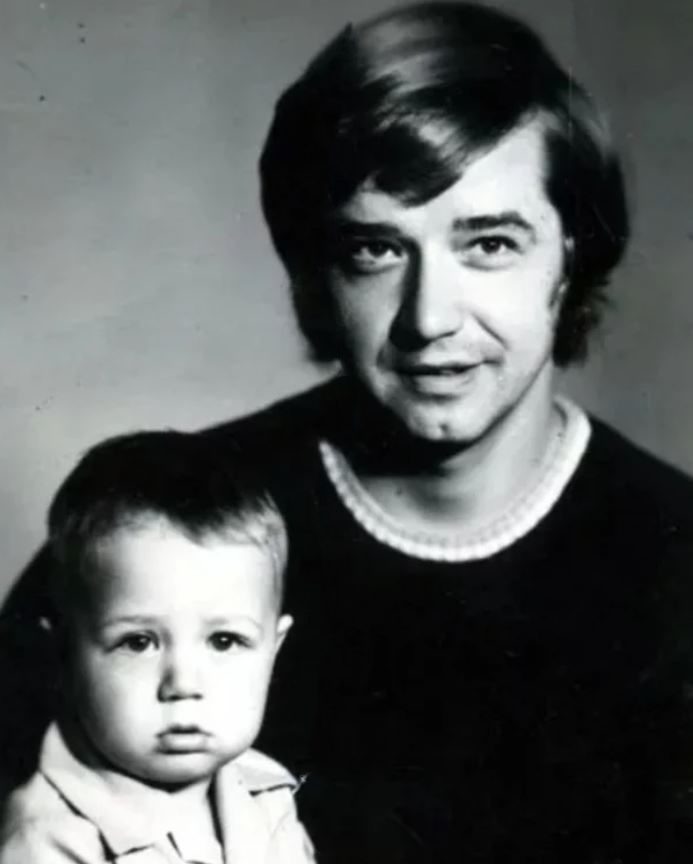 16-летняя дочь Алексея Макарова Варвара: как её история перекликается с детством отца