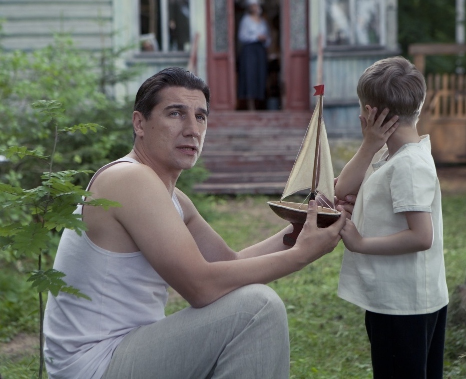 В сериале «Спутники»
