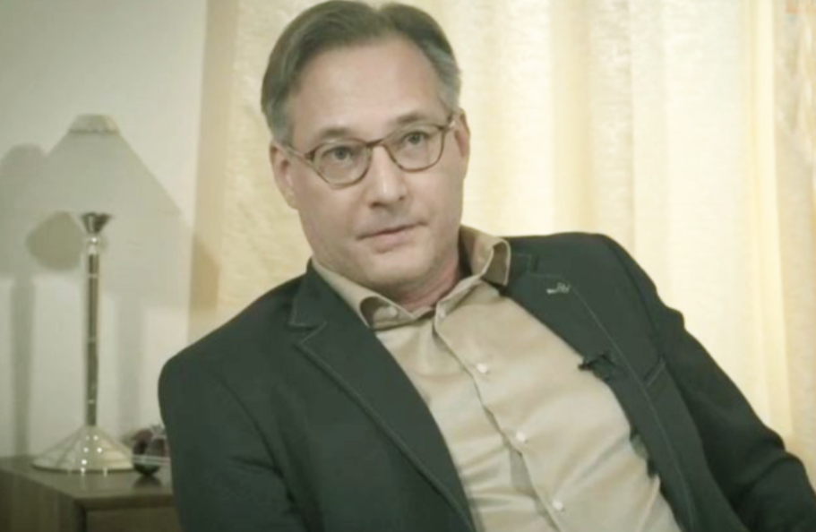 Ярослав Конкин, старший сын актёра.